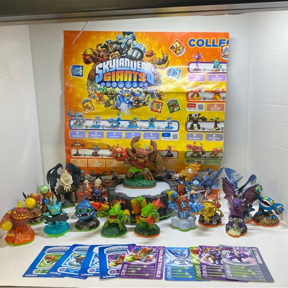 Lot of 20 Various Skylander Figures Portal + Cards Map Case VGC No Duplicates - Picture 7 of 11